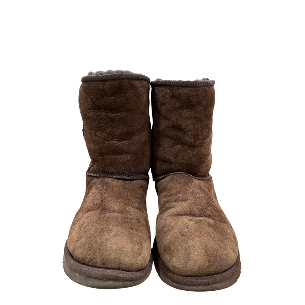 UGG Australia Classic Short Boots Chocolate Brown Suede Sheepskin Lining Size 6